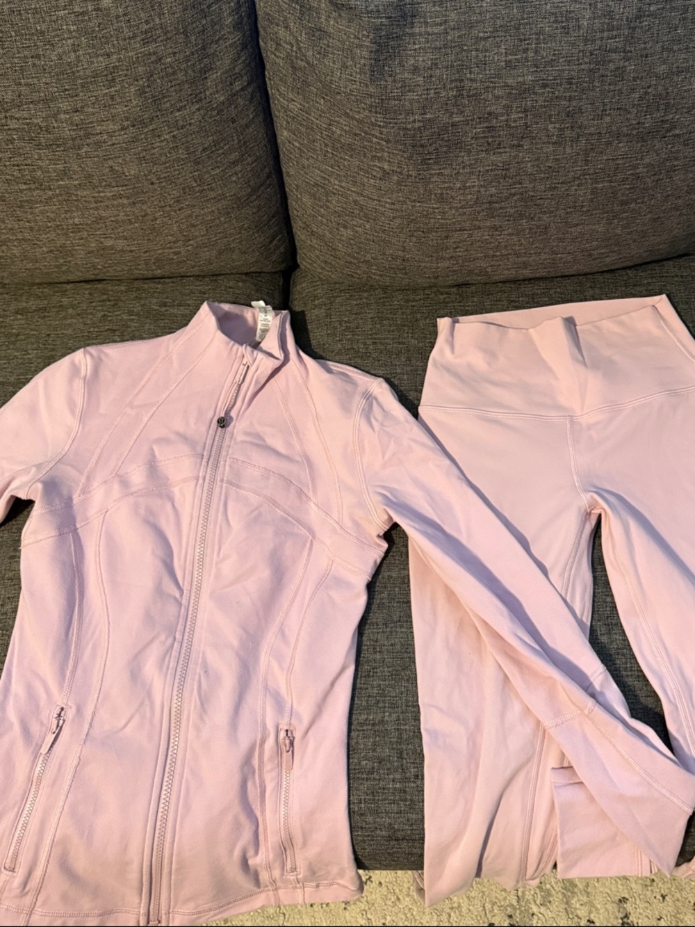 Lululemon define Jacket & Legging Set - size 6